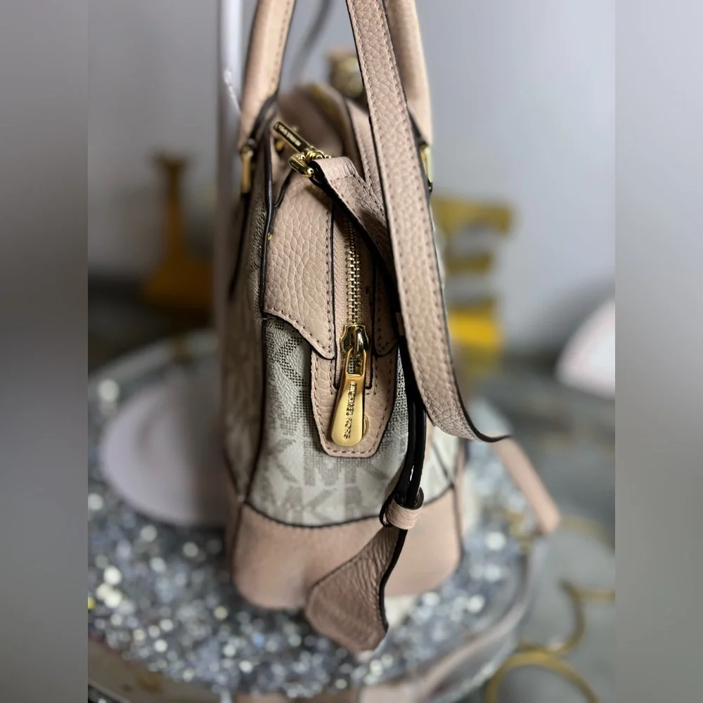 Michael Kors Hattie MK Signature Bowling Satchel Bag NWOT - Picture 7 of 16